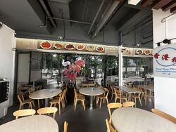 East Village (D16), Retail #578523701